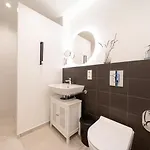 2 Modern For 6 Bogenhausen Near Messe