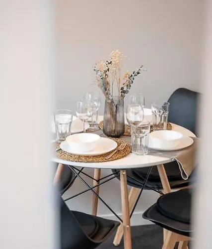 2 Modern For 6 Bogenhausen Near Messe *